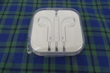 Apple Ear Buds w/case, Wired, White, iPhone, iPad, 3.5mm AVX Jack Headphones