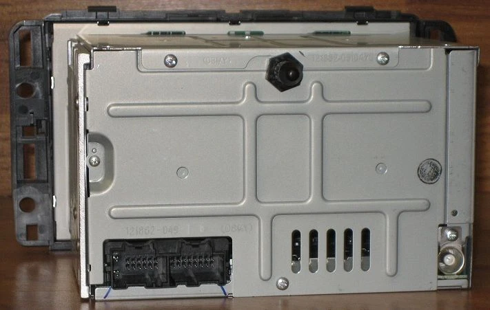 NUEVO CAMBIADOR DE CD CHEVY IMPALA EQUINOX 2007-2013 Radio 3,5 entrada auxiliar/MP3 DESBLOQUEADO Foto 3 de 3