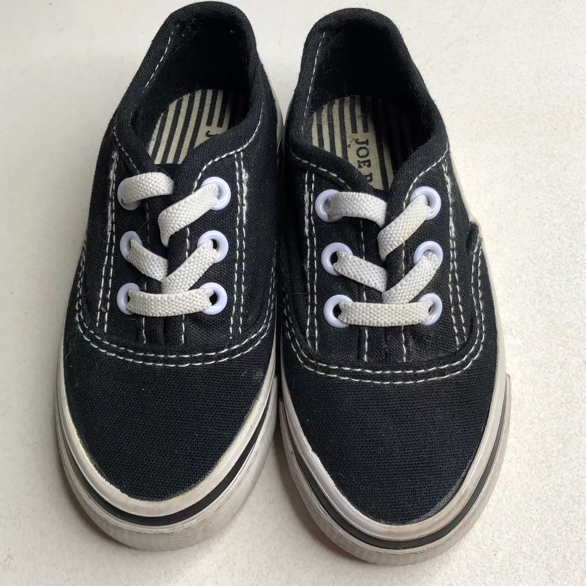 Joe Boxer Shoes Kids size 6 Black Canvas Sneakers Slip ons Boys
