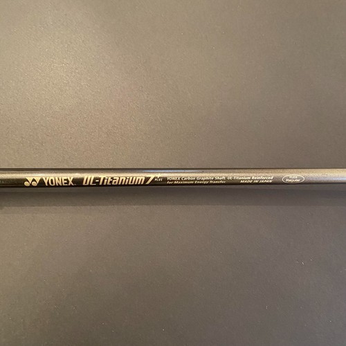Yonex V-Mass 400 Iron Set 3-4-5-9-P Reg Flex Graphite Yonex UL-Titanium 7+Shafts - Picture 3 of 6