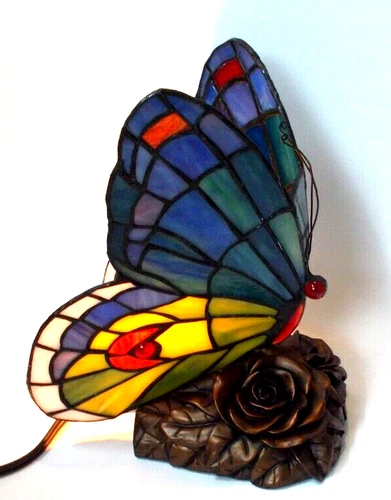 Vintage Quoizel Tiffany Style Stain Glass Butterfly Table Lamp, 9 1/2"