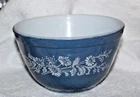 Pyrex Colonial Mist #401 Mixing Bowl Blue Daisy with White Flowers - Small