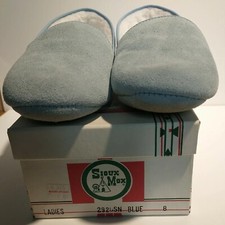Vintage Sioux Mox Ladies moccasins 2920SN Size 8 Light Blue