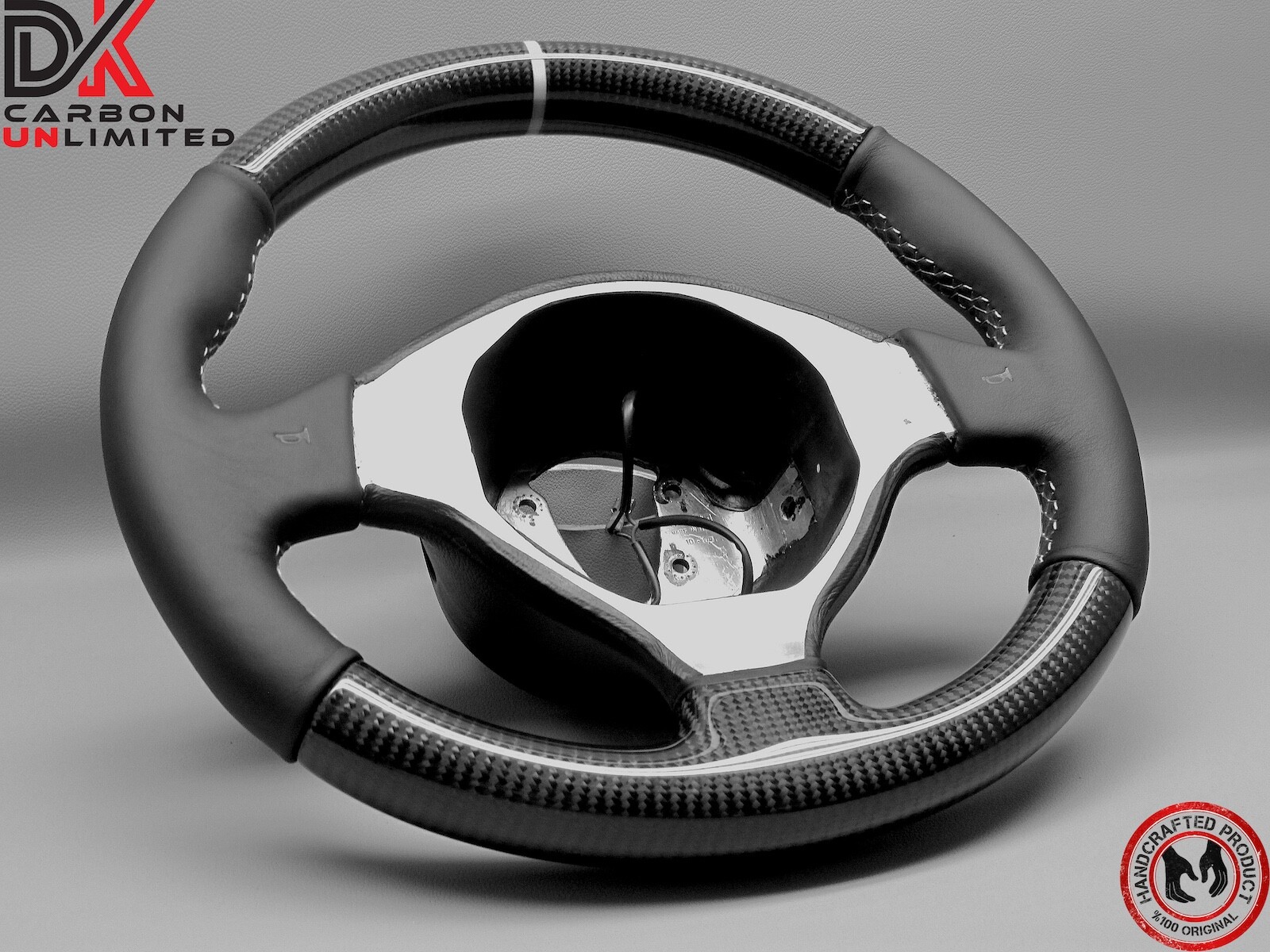 Lamborghini Murcielago LP640 LP650 LP670 5mm White Napa Carbon Steering Wheel v1