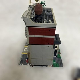 LEGO Creator Expert Modular Buildings Fire Brigade 10197 In 2009 Used As Is