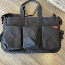 Skip Hop Duo Weekender Diaper Bag Black Medium Travel Tote Baby Bag, 3 Pocket