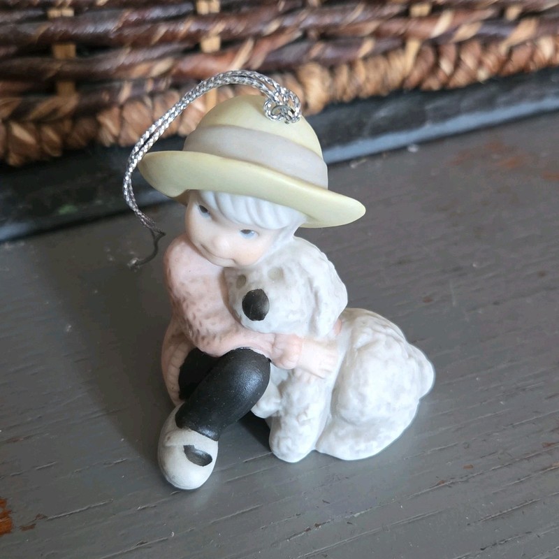 Enesco Pretty as a Picture Porcelain Christmas Ornament Girl Hugging Dog 376035
