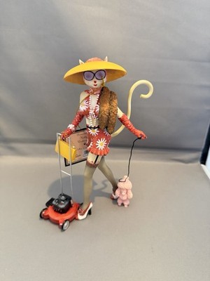 Kurt S. Adler Alley Cats Domestic Divas ''Kitty Q'' Margaret Le Van Some Damage