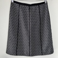 Ann Taylor 100% Silk Black & White Floral A Line Skirt Women&rsquo;s 4 P Small EUC