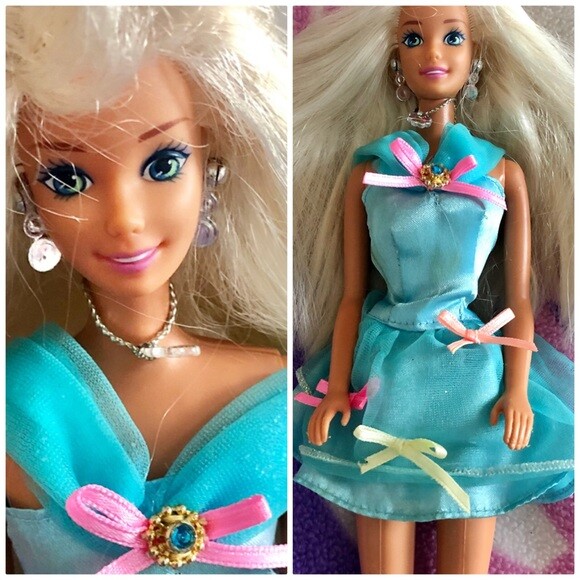 Vintage 90s Barbie 1995 Mattel Sparkle Beach Doll