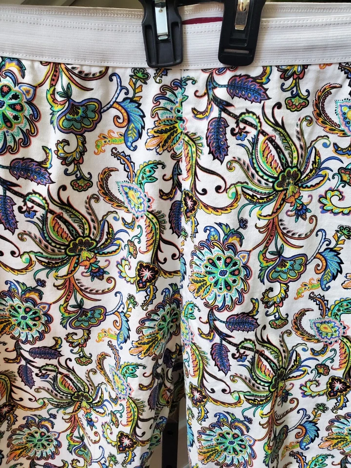 Jessica London Women's White Floral Cotton Mid Rise Skinny Legs Pants Size 22W - Image 2 of 4