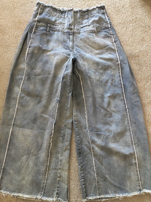 18 Ashley Stewart  Women Jeans  Curvy Super High-Waisted Baggy Wide Frayed Boho
