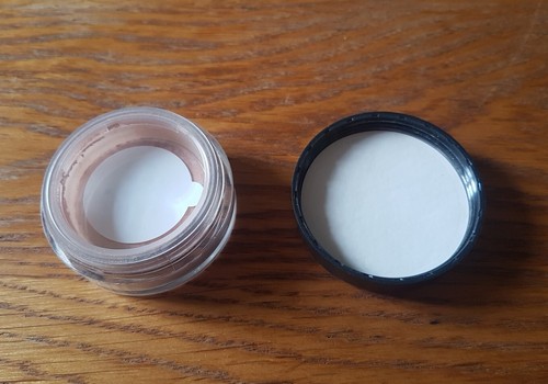 I.D. BareMinerals Original SPF 15 Foundation in Medium 2g Loose Powder *Sealed* - Picture 2 of 3