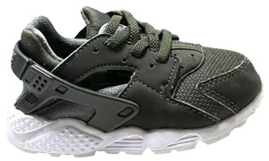 nike air huarache olive green