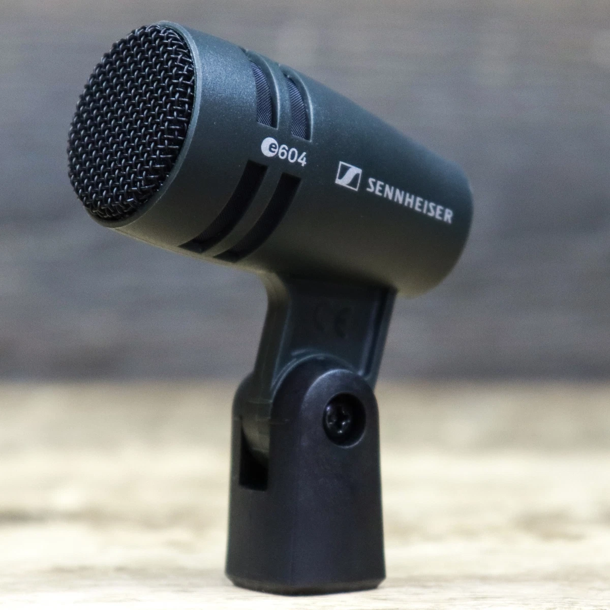 Sennheiser e 604 Clip on Snare Tom and Percussion Dynamic