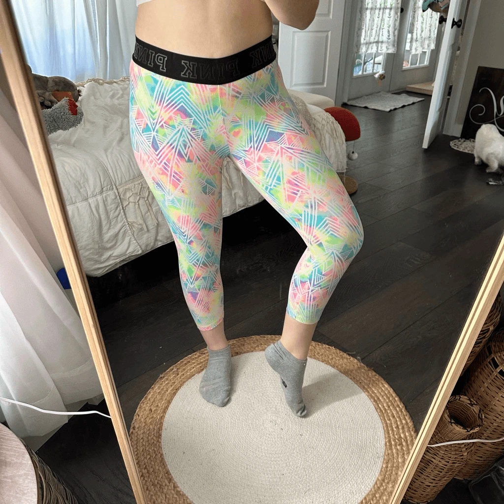 victoria-secret-vs ultimate toe dye crop pants
