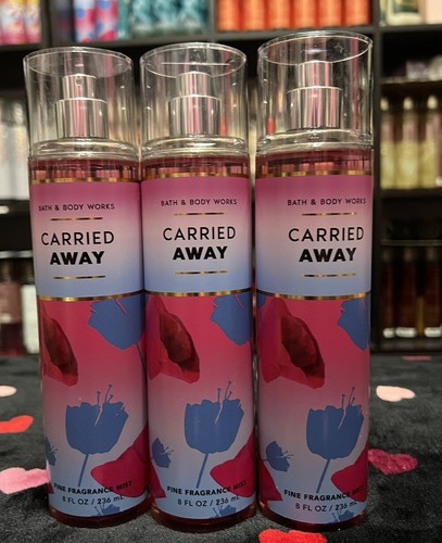 SET BESTEHEND AUS 3 BATH & BODY WORK CARRY AWAY BODY MIST SPRAY 8 FLÜSSIGE UNZEN