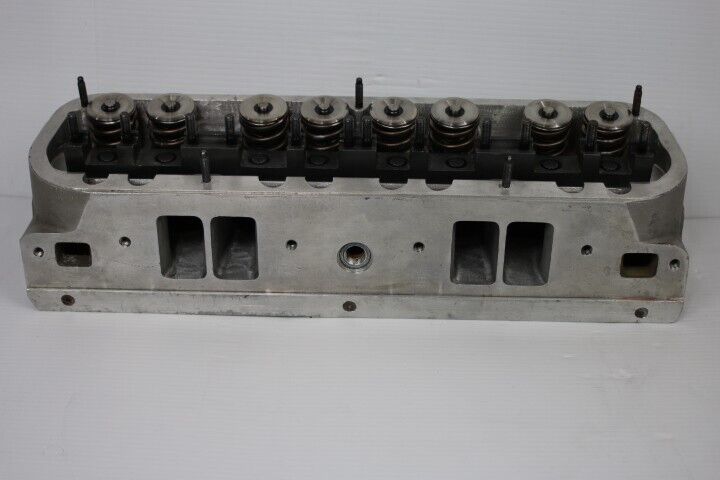 JEGS Mopar Magnum Cylinder Heads - JEGS