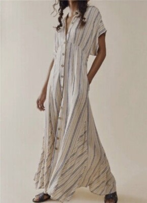 juliana maxi dress Juliana Flutter Sleeve Maxi Dress