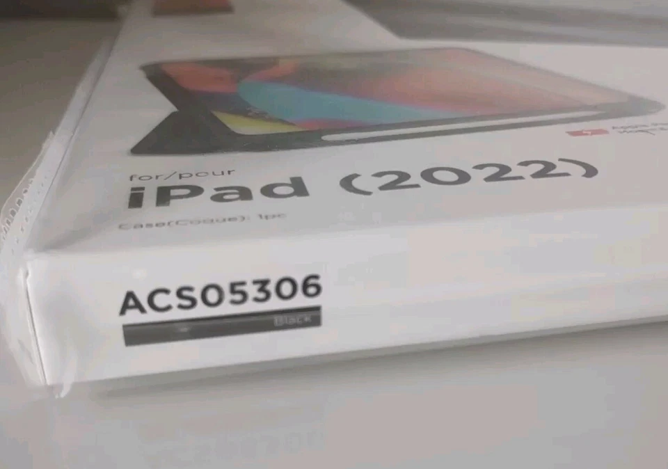 Spigen Urban Fit Case Cover For Apple iPad Air 5th Generation 2022.  - Image 3 of 4