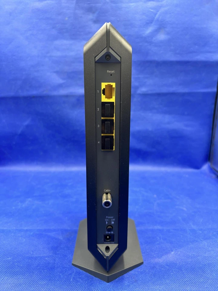 NETGEAR Nighthawk Cable Modem CM1200 - Image 3 of 4