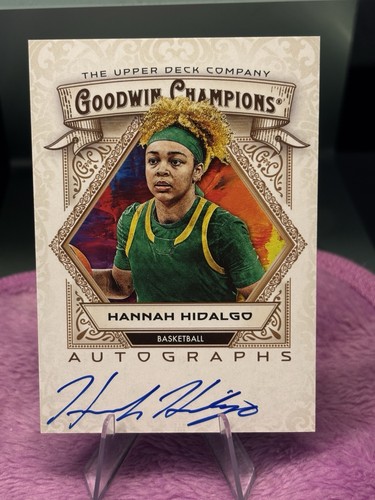 2025 Upper Deck Goodwin Champions Notre Dame Star Hannah Hidalgo On Card Auto