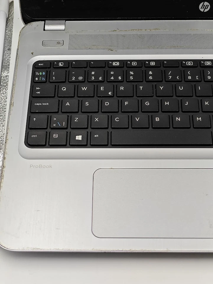 HP ProBook 455 G4 - AMD A9, 15.6" HD, 4GB RAM, Senza SSD, Usato - Immagine 3 di 4