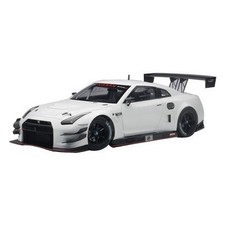 AUTOart 81576 Nissan GT-R Nismo GT3 White 1:18 Diecast Model Car