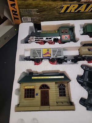 Fast Lane 18pc Battery Operated Continental Express Train Set with