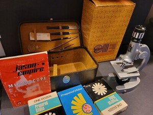 Vintage 1968 Jason Empire Microscope Model No. 712 in Vinyl Case All Contents