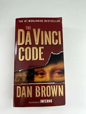 The Da Vinci Code by Dan Brown (Paperback)