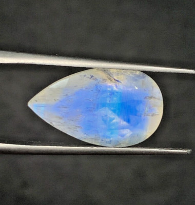 AAAA Quality Natural Rainbow Moonstone, Blue Fire pear Shape Cut size 11x18 MM