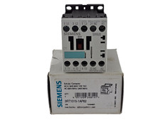 NEW Siemens 3RT1015-1AP62 Power Contactor, 3P, 7A, 3Kw, 3RT10151AP62