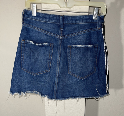 Falda Denim Natural Zoe Corte Dobladillo Crudo Abercrombie & Fitch Talla 26/2 - Imagen 2 de 8