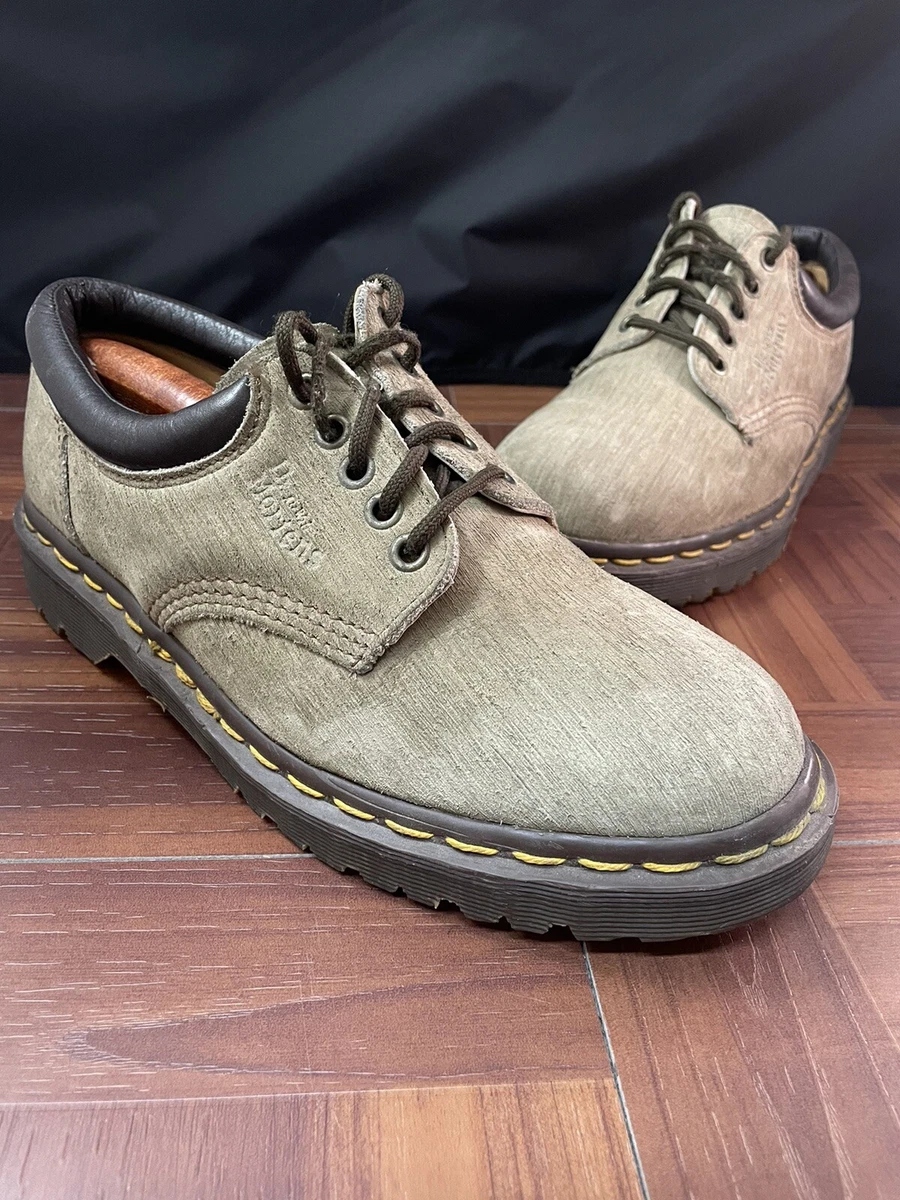 Dr martens cheap lightweight shoes
