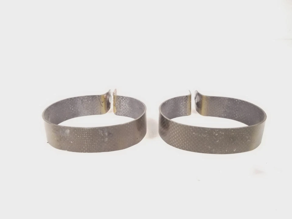 Abrazaderas de tubo silenciador de escape de fibra de carbono Ducati 748 Monoposto 916 2000 Foto 2 de 4