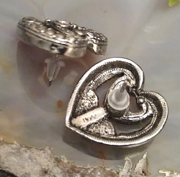 AVON Egyptian Revival Victorian Niello Pink Rhinestone Heart Earrings, Romantic! - Image 4 of 4