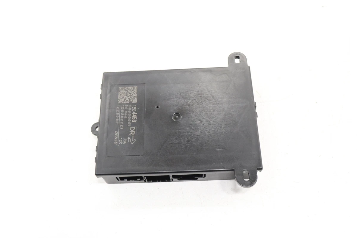 2019 - 2023 CADILLAC XT4 FRONT LEFT SEAT MEMORY CONTROL MODULE 