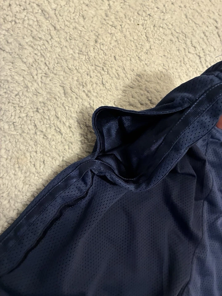 Шорты мужские Athletic Works маленькие 28-30 темно-синие на шнурке 2 передних кармана - Изображение 3 из 4