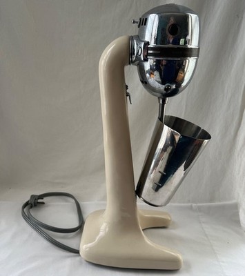 Vintage HAMILTON BEACH No. 30 Ivory Enamel MILKSHAKE MIXER w/ 3 cup container