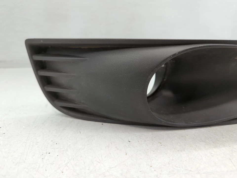 Cubierta de rejilla de parachoques delantero Chevrolet Cobalt 2005-2010 QC180 Foto 4 de 4