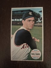 1964 Topps Giants #9 Rocky Colavito (NRMT+)
