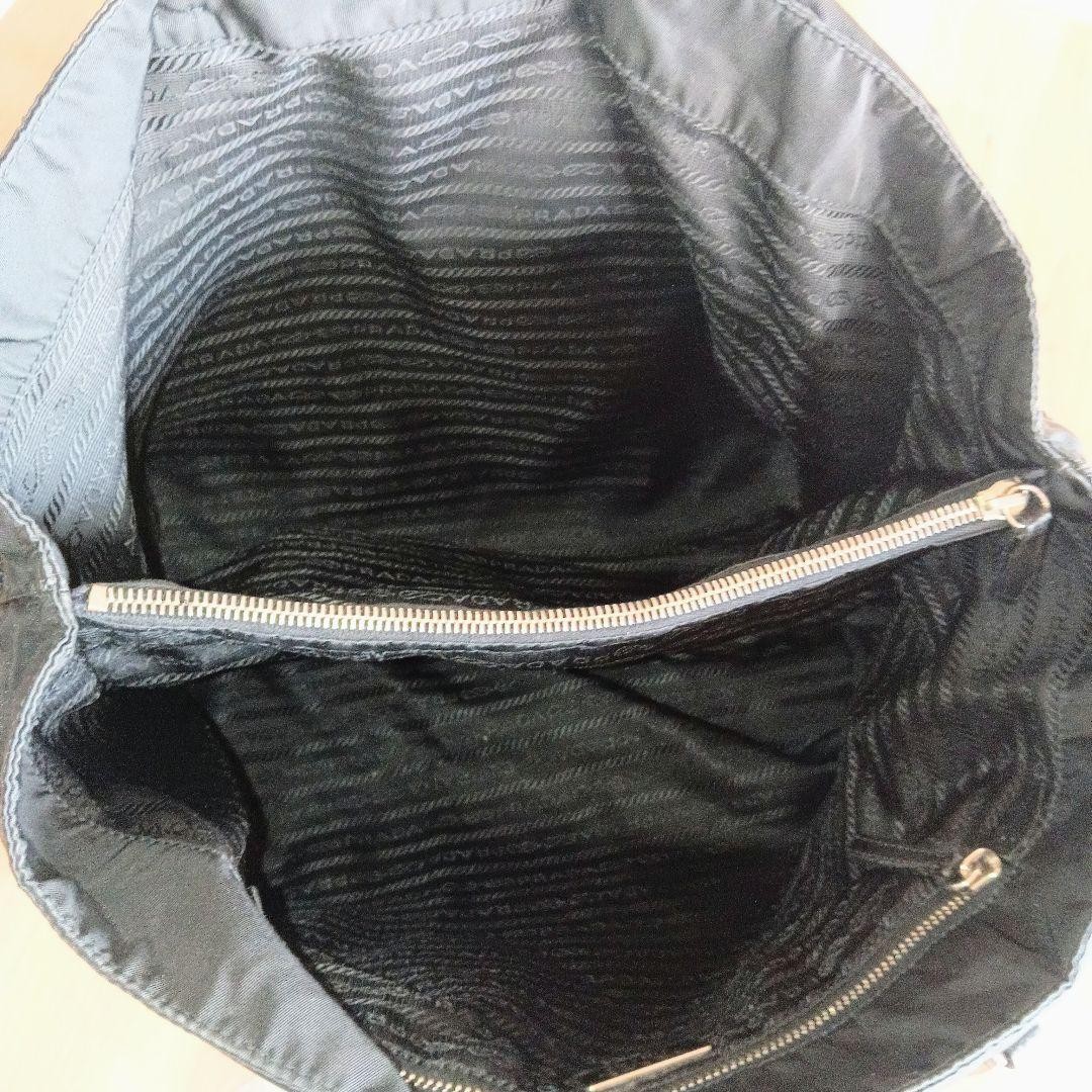 Excellent Condition PRADA Nylon Large Capacity Shoulder Bag Lightweight Bag Ladi — image 7