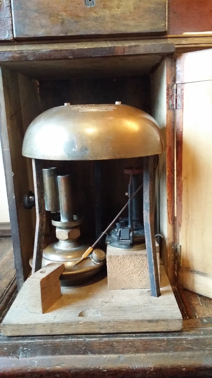 ANTIQUE 1930'S LARGE BRASS FLASH POINT TESTER BAIRD & TATLOCK - CASED LABORATORY