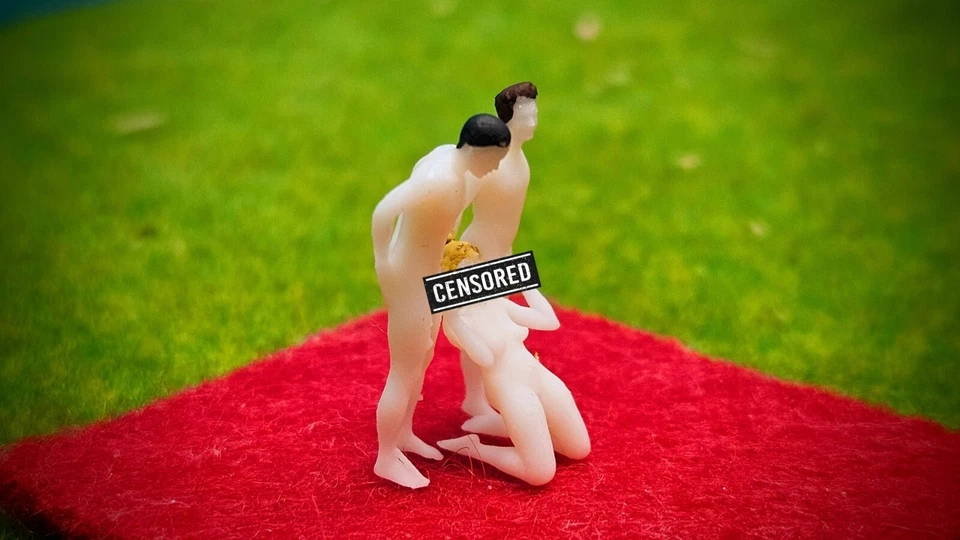 1:45 verschiedene Sexy Szenen Liebespaar Figuren Diorama Modellbahn Liebe (1/43) - Bild 2 von 4