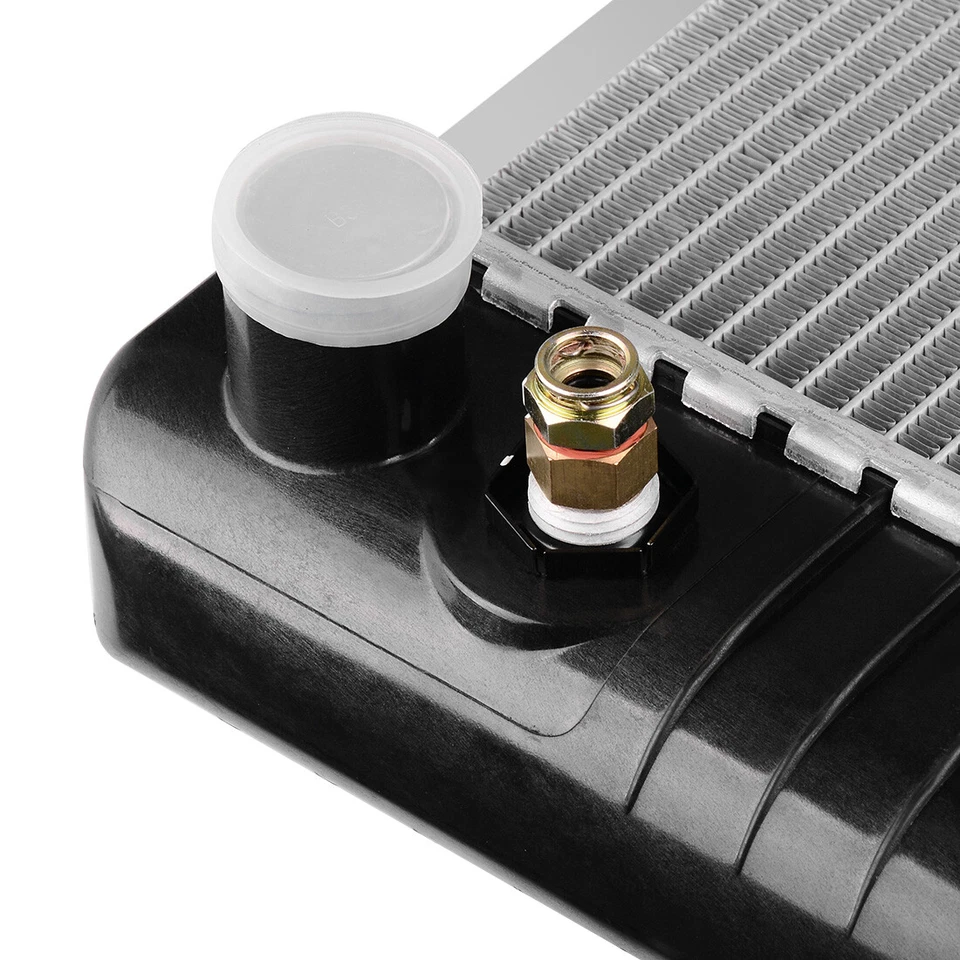 Radiator For 1994-2000 Chevy GMC C/K 1500 2500 3500 Tahoe Yukon W/ 4 Oil Coolers - Image 4 of 4