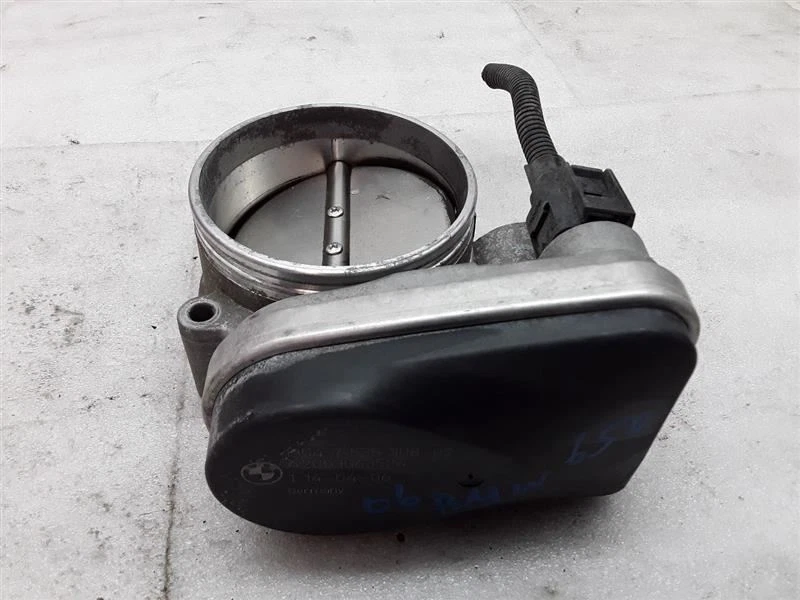 13547535308-02 carrocería del acelerador BMW 650i Z-7P 2006 Foto 3 de 4