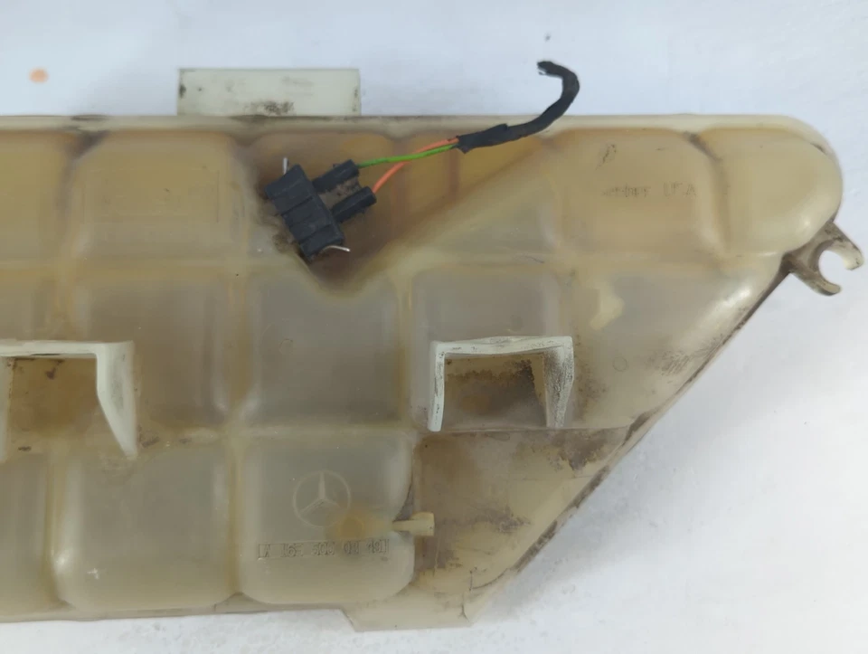 1998 梅赛德斯-奔驰 Ml320 散热器 冷却液溢流膨胀罐瓶 WELW3 — 第 2/4 张图片