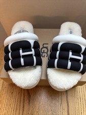 UGG W MAXI SLIDE LOGO Fur Lined Slippers NEW WITH BOX US 9 UK 7 EU 40