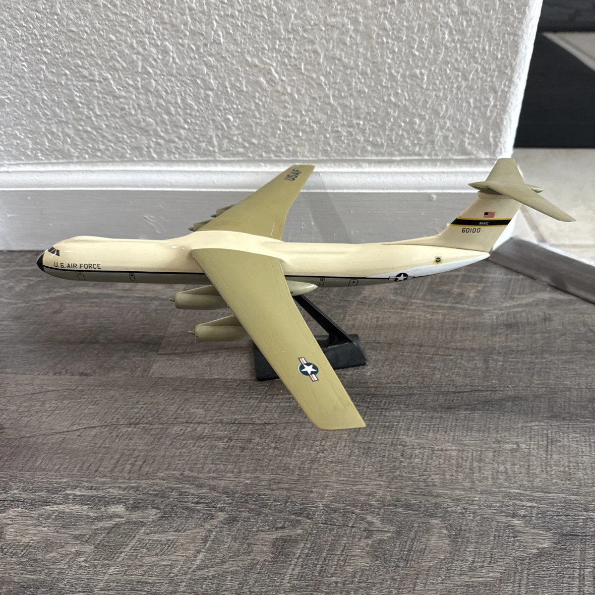 航空機・ヘリコプター Desk Top Aircraft Promotional Models Collectible Military Aircraft Desk & Shelf Models for sale | eBay